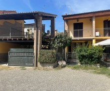 villa a schiera subito disponibile.