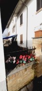 casa semindipendente con box auto. 